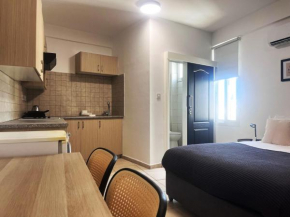 Phaedrus Living Hoopoe Residencies 203